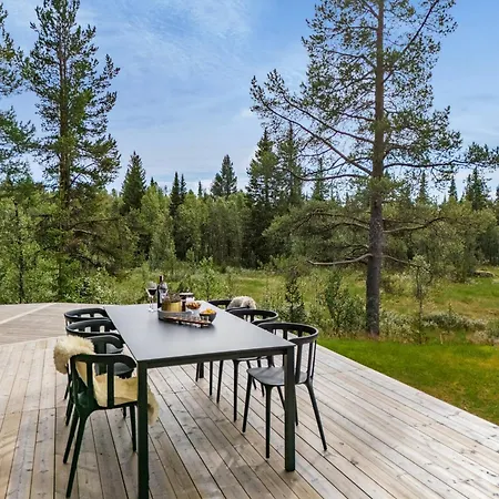With Views Of Hemsedal Mountains *